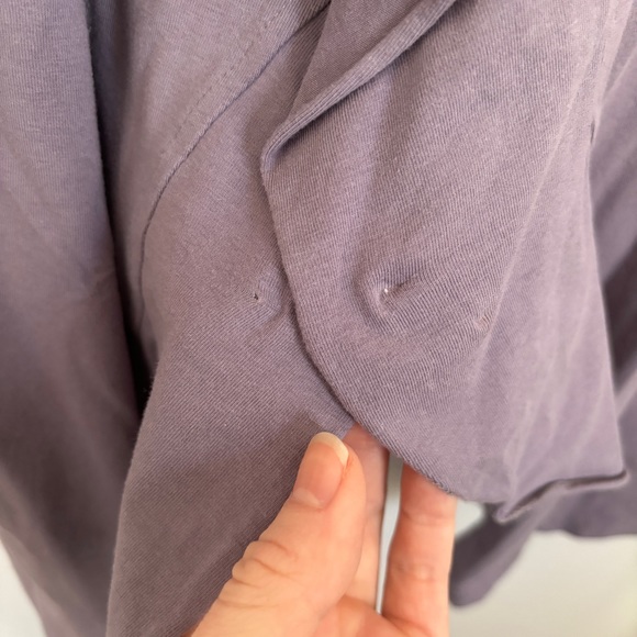 Elegantees Ruffle Back Top - Picture 3 of 4